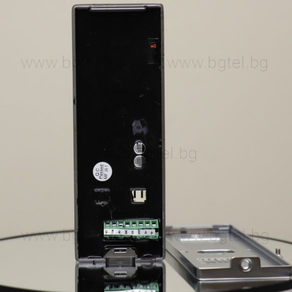 TTLock Смарт контролер с четец 13.56MhZ, клавиатура, водоустойчив TB2